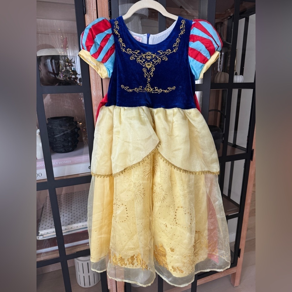 Disney Snow White costume deluxe dress velvet glitter bow long girls princess